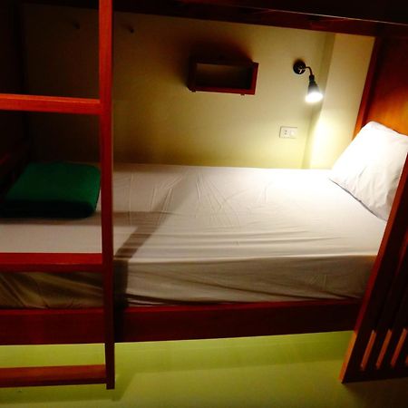 Phangan Pearl Hostel Haad Rin Dış mekan fotoğraf