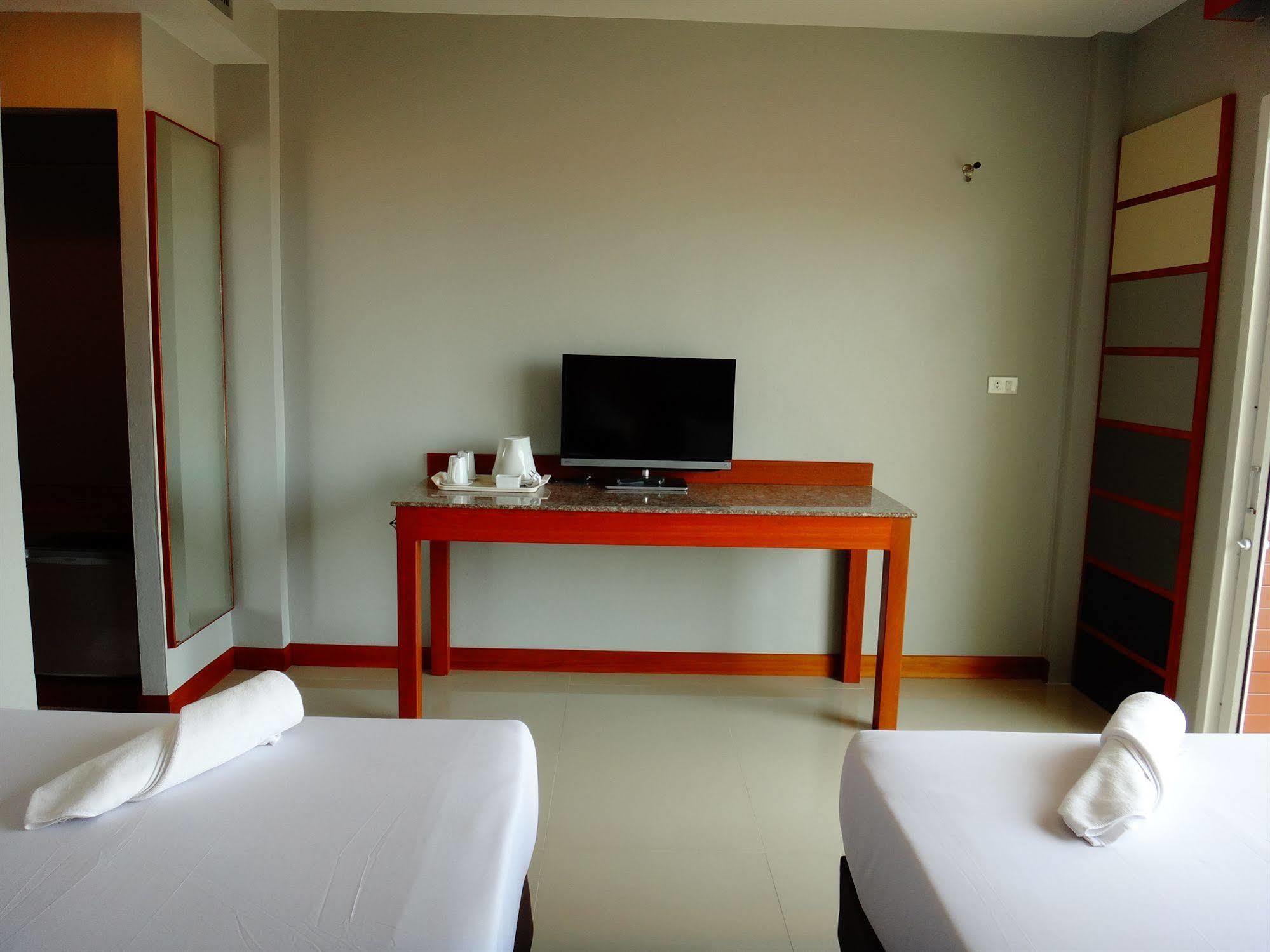 Phangan Pearl Hostel Haad Rin Dış mekan fotoğraf